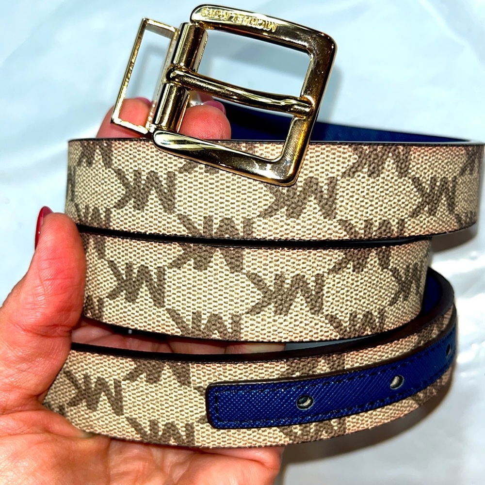 Michael Kors tan LOGO twist REVERSIBLE BELT TAN brown/ BLUE golden buckle 33-39”